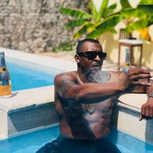 Meet your Posher, Terry